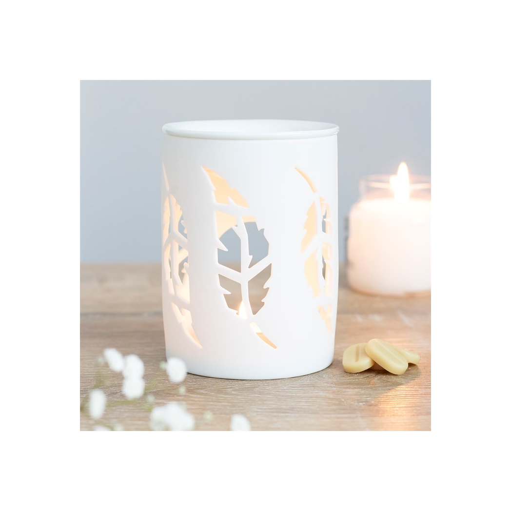 N/A White Feather Cut Out Oil Burner -