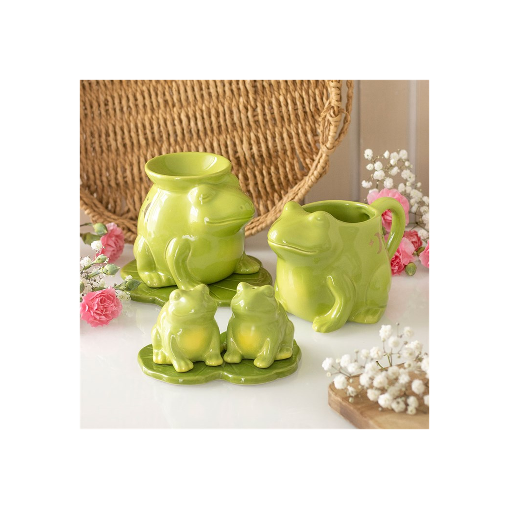 N/A Luna Frog Shaped Oil Burner -