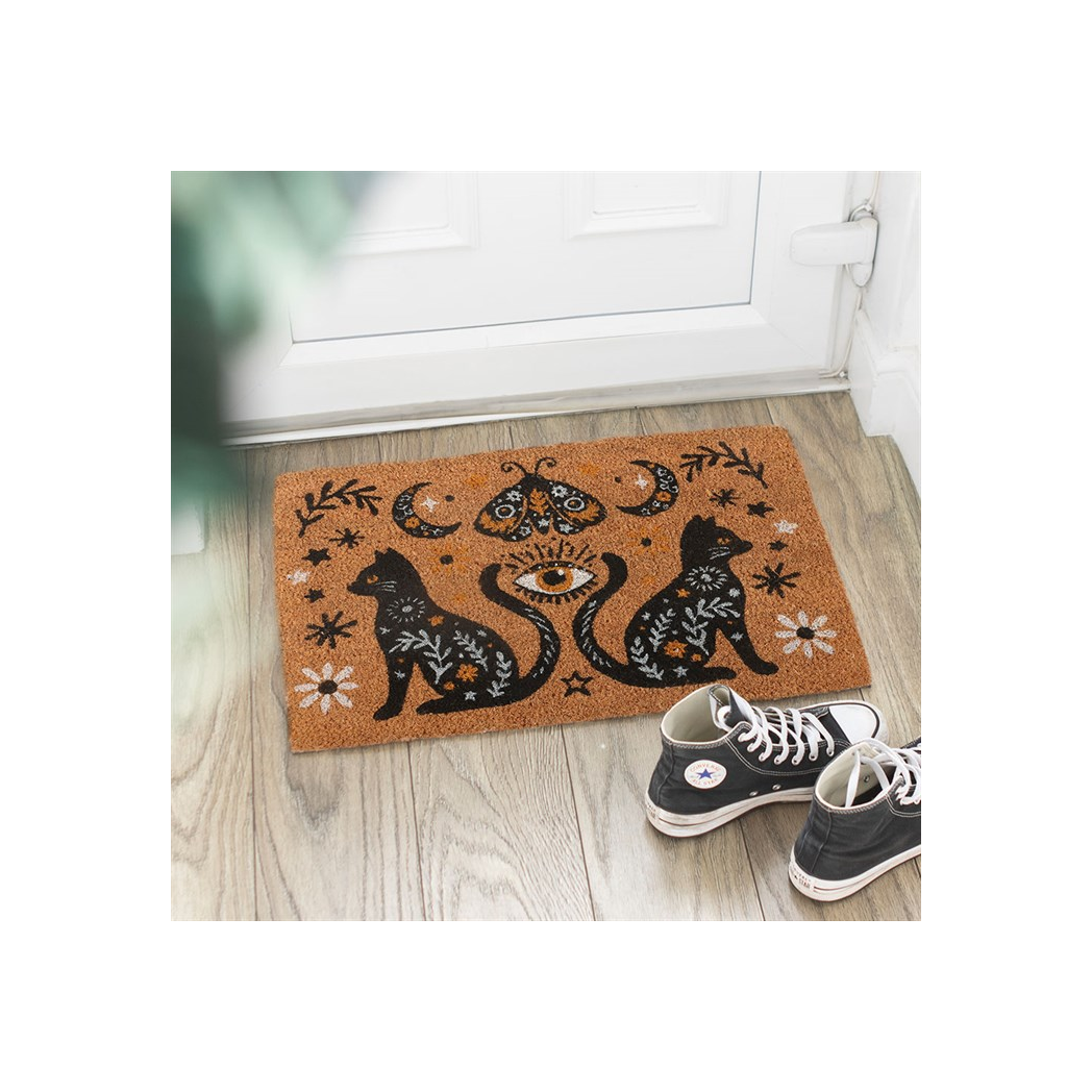 Spooky Cat Doormat – Enchant Your Home with Whimsical Style