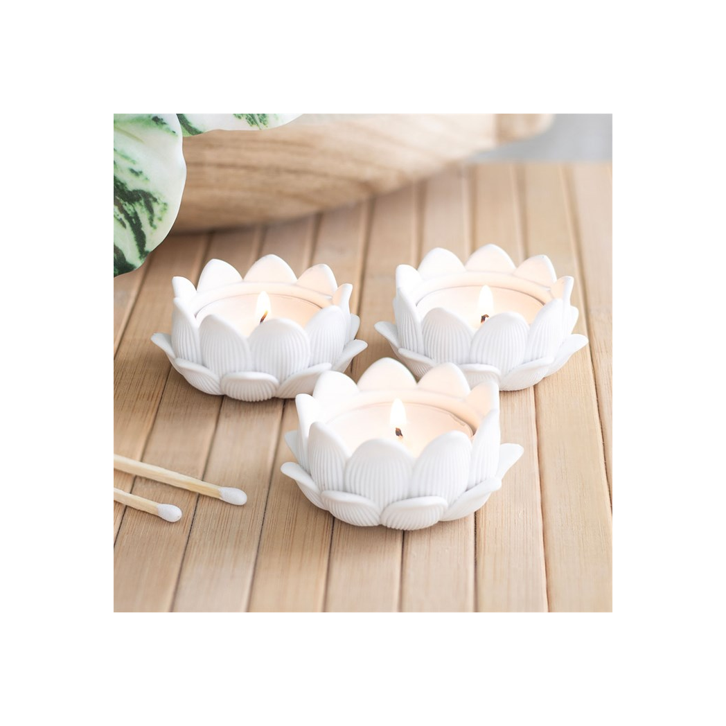 N/A Set of 3 White Lotus Flower Tealight Holders -