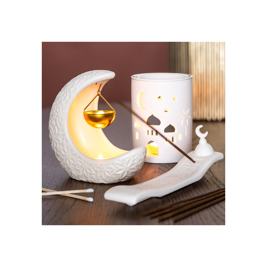 N/A Crescent Moon Hanging Oil Burner -