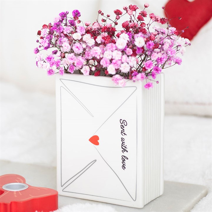 Love Letter Vase – A Heartfelt Touch to Your Valentine's Day Decor