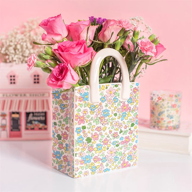 Floral Bag Shape Vase: Perfect Ceramic Decor for Fresh Flowers