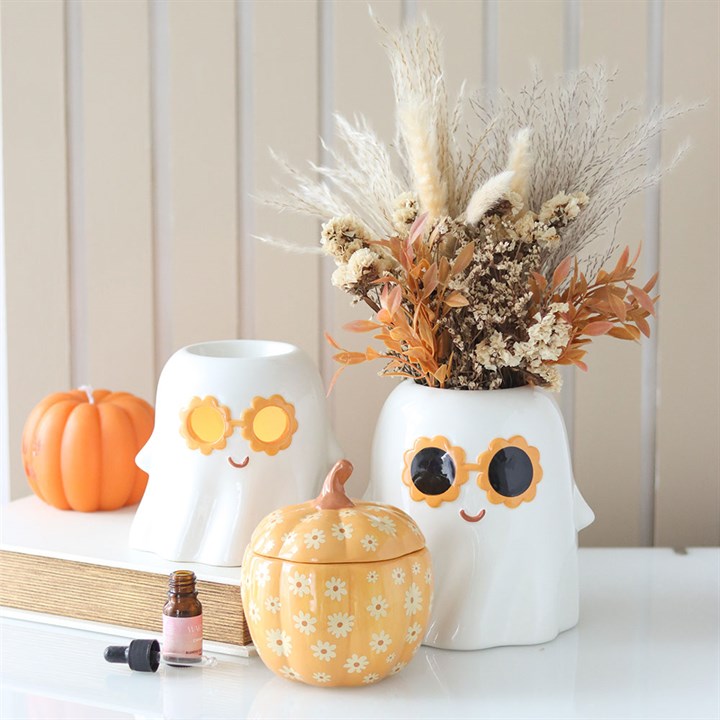Groovy Ghost Vase: Your Spooktacular Home Decor Essential
