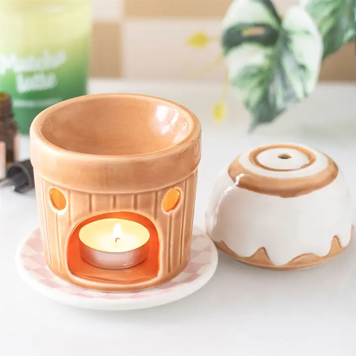 N/A Cinnamon Roll Oil Burner -