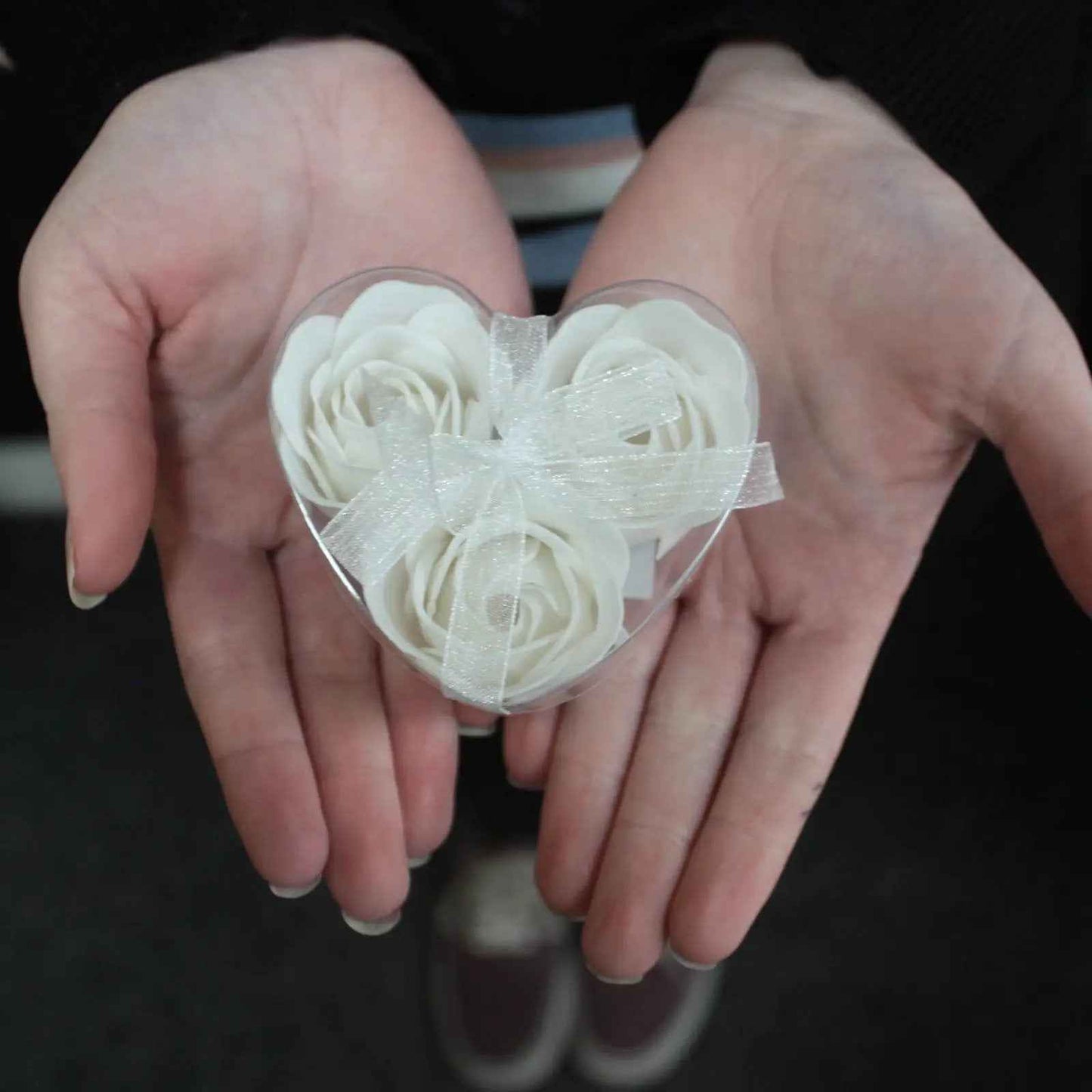 Ancient Wisdom White Heart Box 3 Luxury Soap Flowers