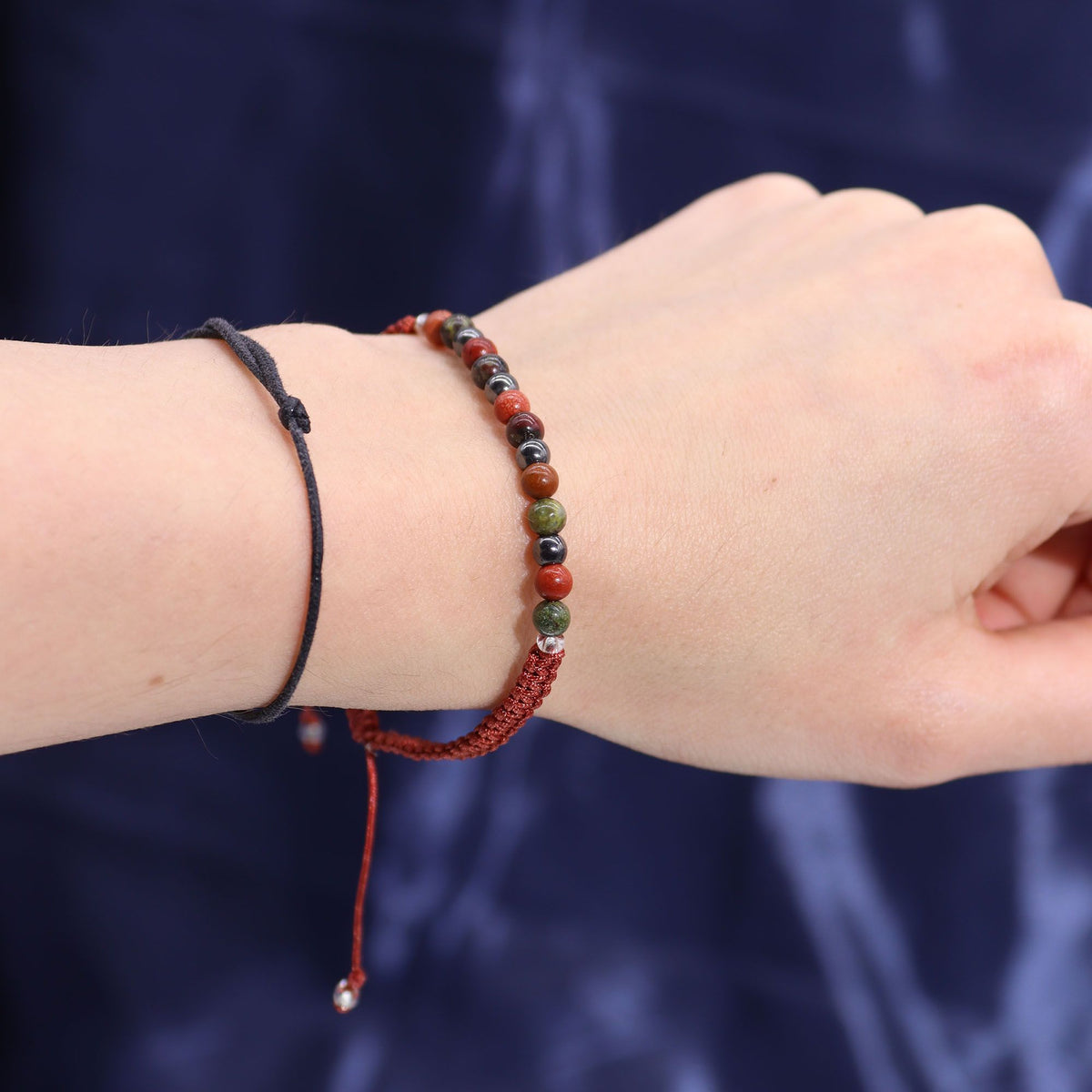 Illuminate Your Spirit with the Zodiac Crystal Candle and Gemstone Bracelet – Aries