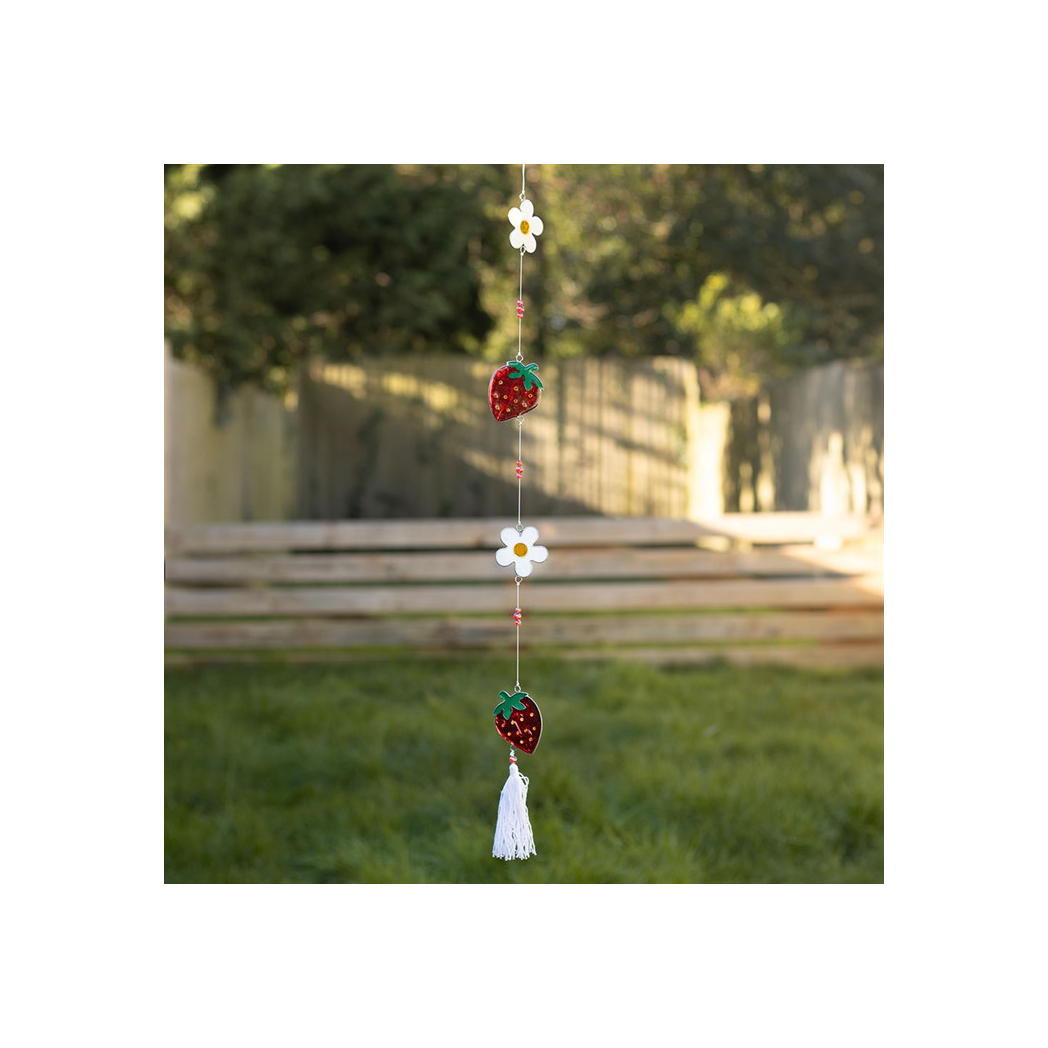 Brighten Your Space with Daisy and Strawberry Suncatchers