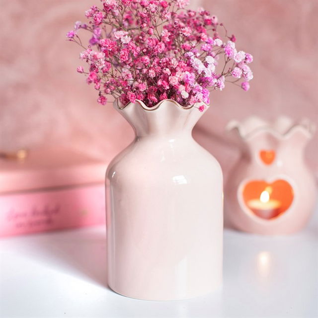 Charming Pink Fluted Flower Vase for Elegant Home Decor