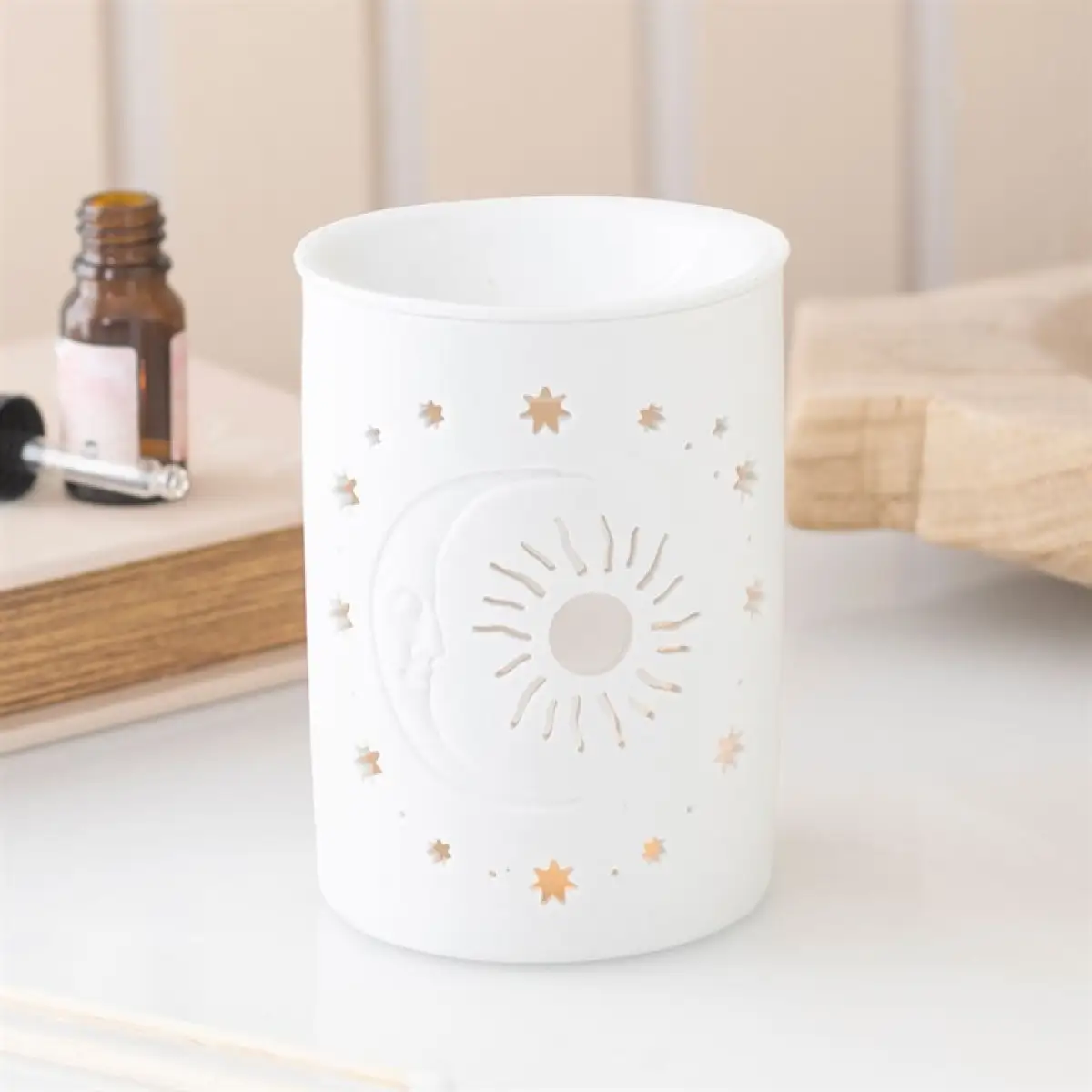 N/A White Sun and Moon Cut Out Oil Burner and Wax Warmer -