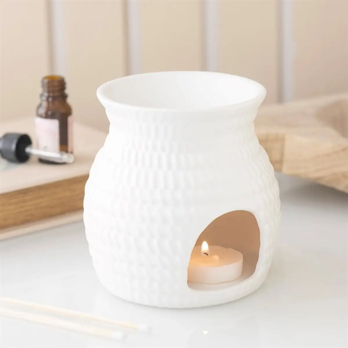 N/A Woven Basket Effect Oil Burner and Wax Warmer -