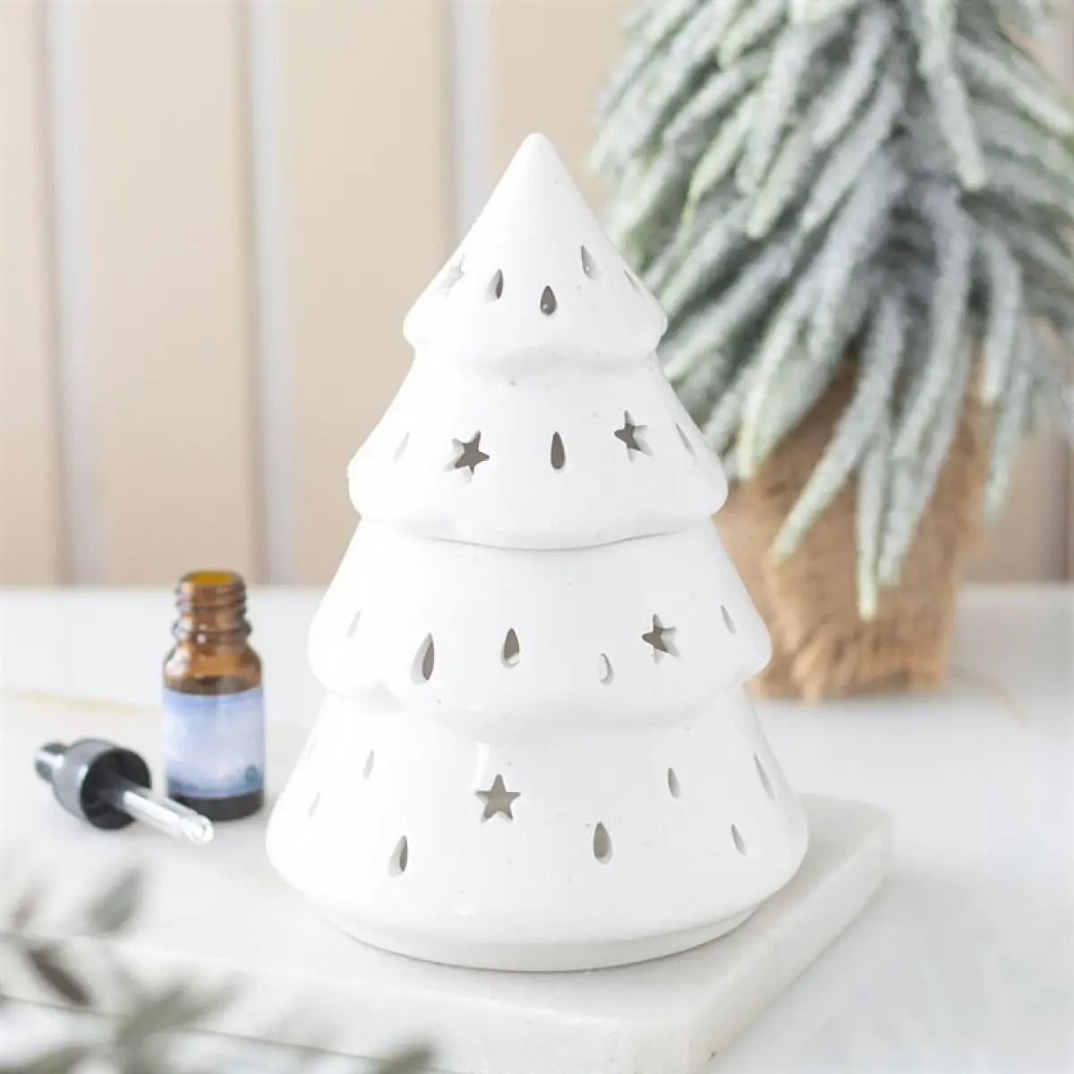 N/A White Winter Fir Tree Oil Burner -