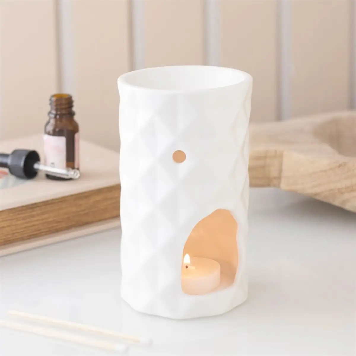 N/A Geometric Faceted Oil Burner -