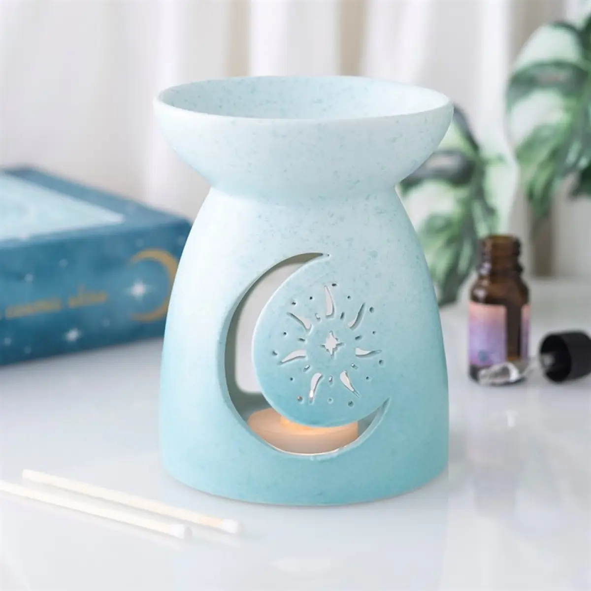 N/A Blue Moon Cut Out Oil Burner -