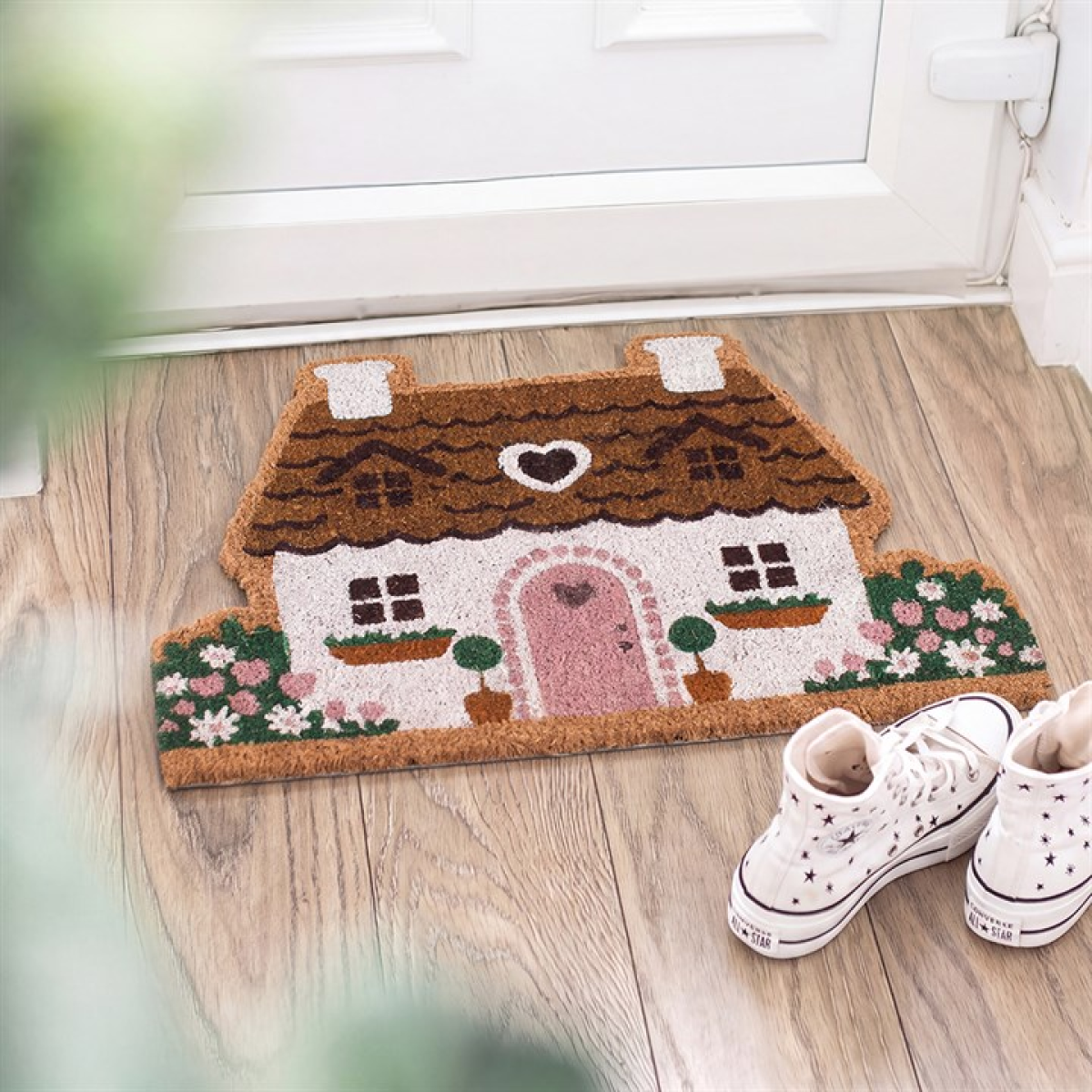 Charming Cottage Doormat for Home Entry – Welcome Guests in Style!